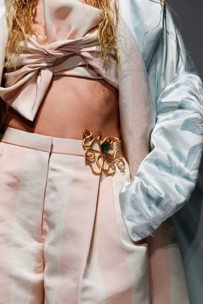 Look 58